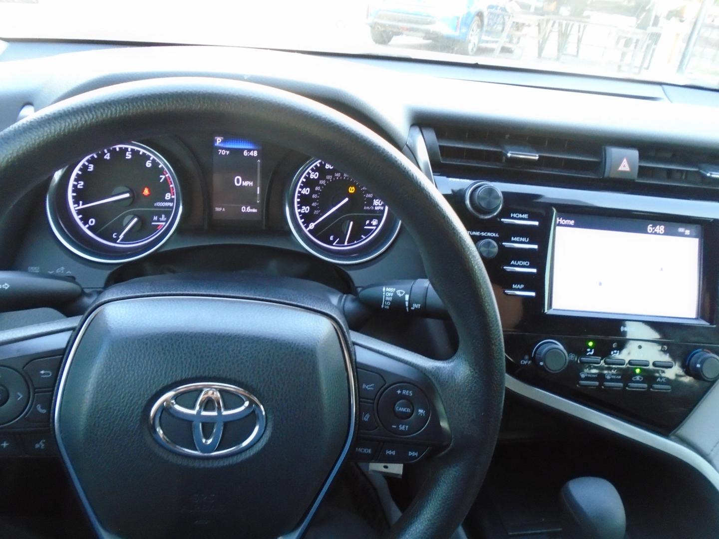 2020 Toyota Camry LE (4T1C11AK0LU) with an 2.5L L4 DOHC 16V engine, 8A transmission, located at 6112 N Florida Avenue, Tampa, FL, 33604, (888) 521-5131, 27.954929, -82.459534 - Photo#11